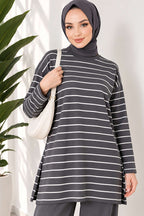 https://www.pazarium.com.tr/seritli-tunik-fume-831096-14-B.jpg