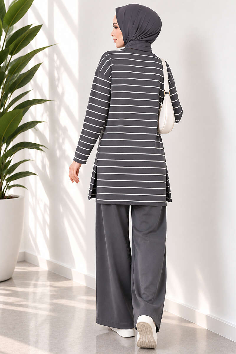 https://www.pazarium.com.tr/seritli-tunik-fume-831099-14-B.jpg