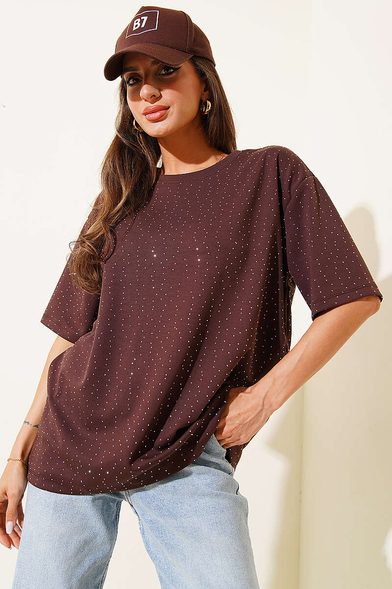https://cdn.pazarium.com.tr/serpme-tasli-basic-t-shirt-kahve-783424-19-B.jpg