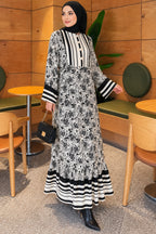 Kleid mit vertikalen Streifen und Belmando-Muster in Braun