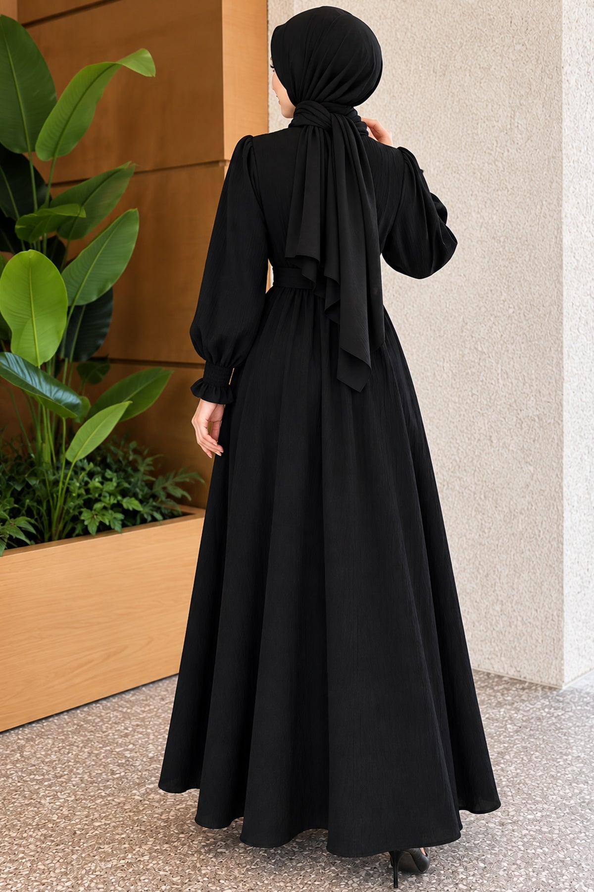 Vestido Beige con Encaje de Piedras, Bolsillos y Cintura Elástica