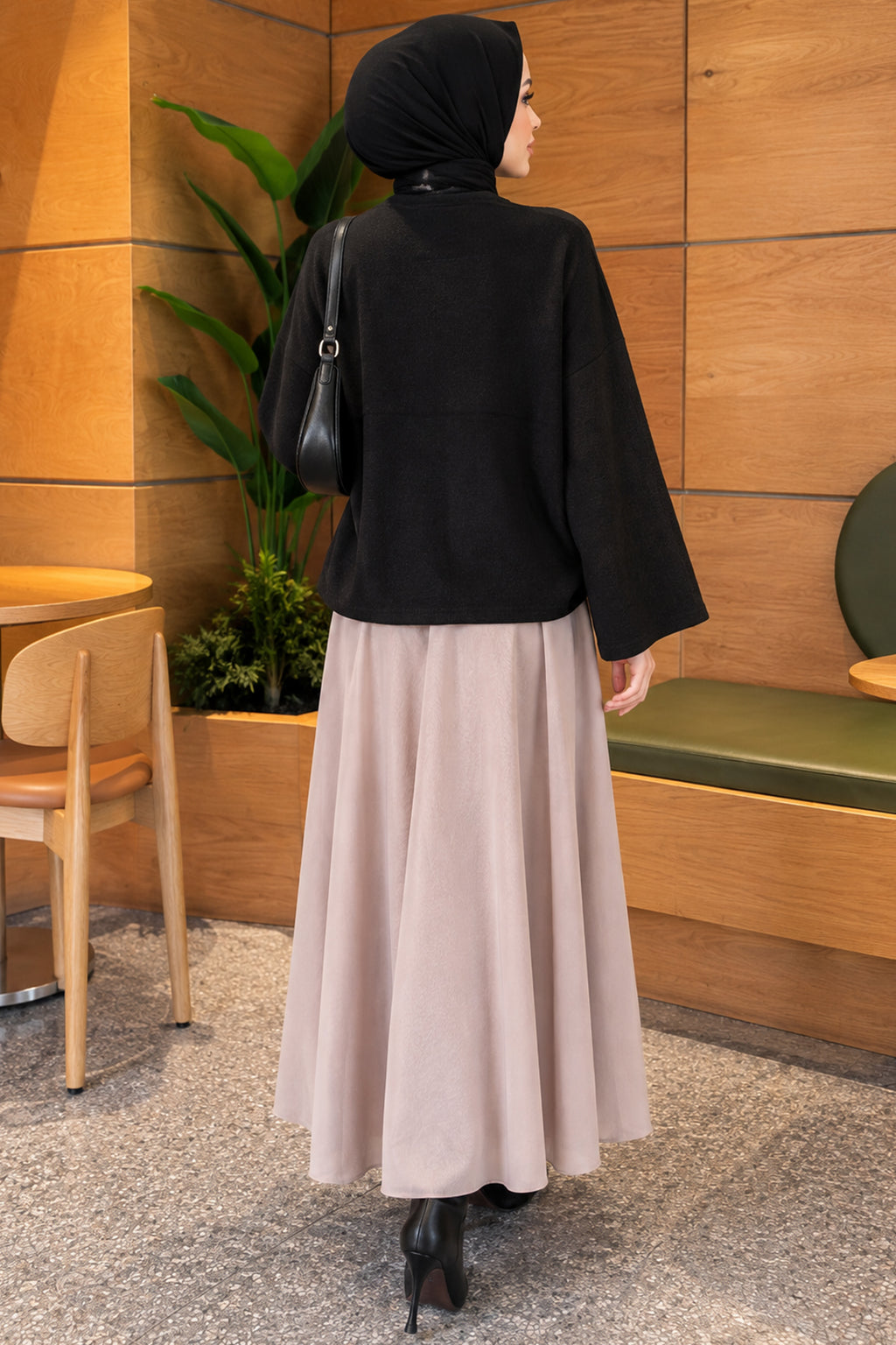 Basic Rundhalsbluse Braun