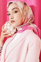 https://cdn.pazarium.com.tr/soft-cicek-desenli-esarp-fusya-814495-20-B.jpg