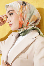 https://cdn.pazarium.com.tr/soft-cicek-desenli-esarp-haki-814499-20-B.jpg