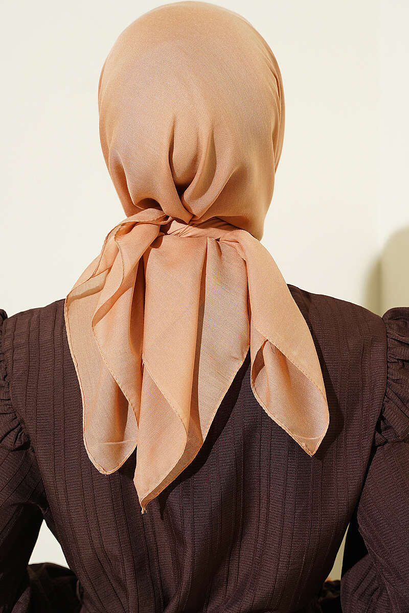 https://cdn.pazarium.com.tr/soft-touch-serisi-esarp-acik-tarcin-812897-20-B.jpg