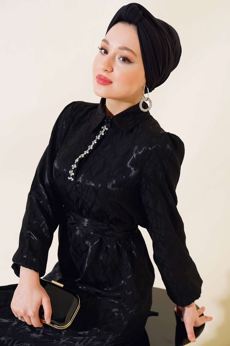 Taş Detaylı Elbise