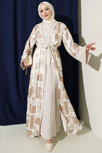 https://cdn.pazarium.com.tr/tas-jakarli-desenli-abaya-takim-bej-815351-20-B.jpg