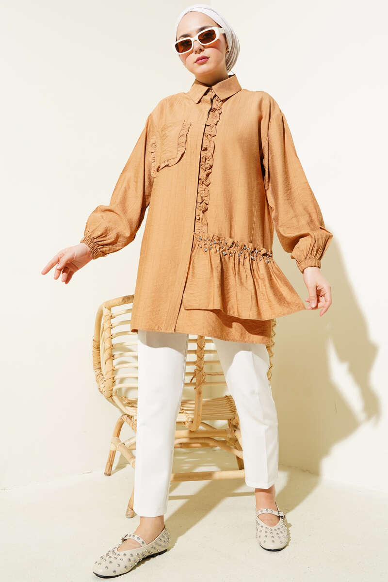 https://cdn.pazarium.com.tr/tasli-firfirli-gomlek-camel-598778-14-B.jpg