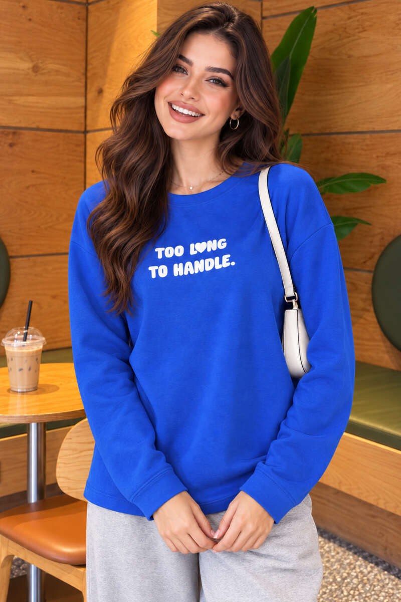 https://cdn.pazarium.com.tr/too-long-to-handle-baskili-sweatshirt-saks-835883-20-B.jpg