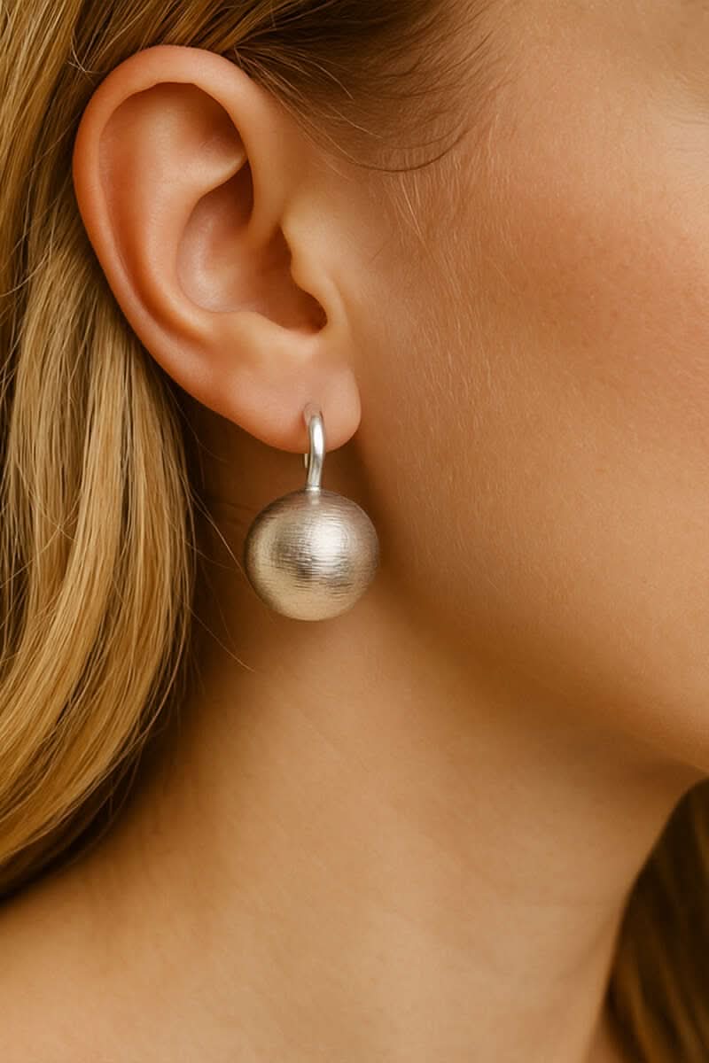 Top Model Earrings