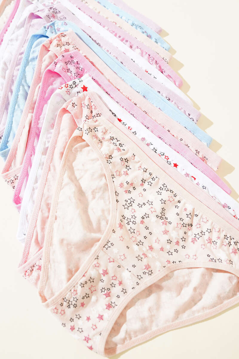 https://cdn.pazarium.com.tr/tutku-bayan-12li-stella-bikini-kombin-544110-12-B.jpg