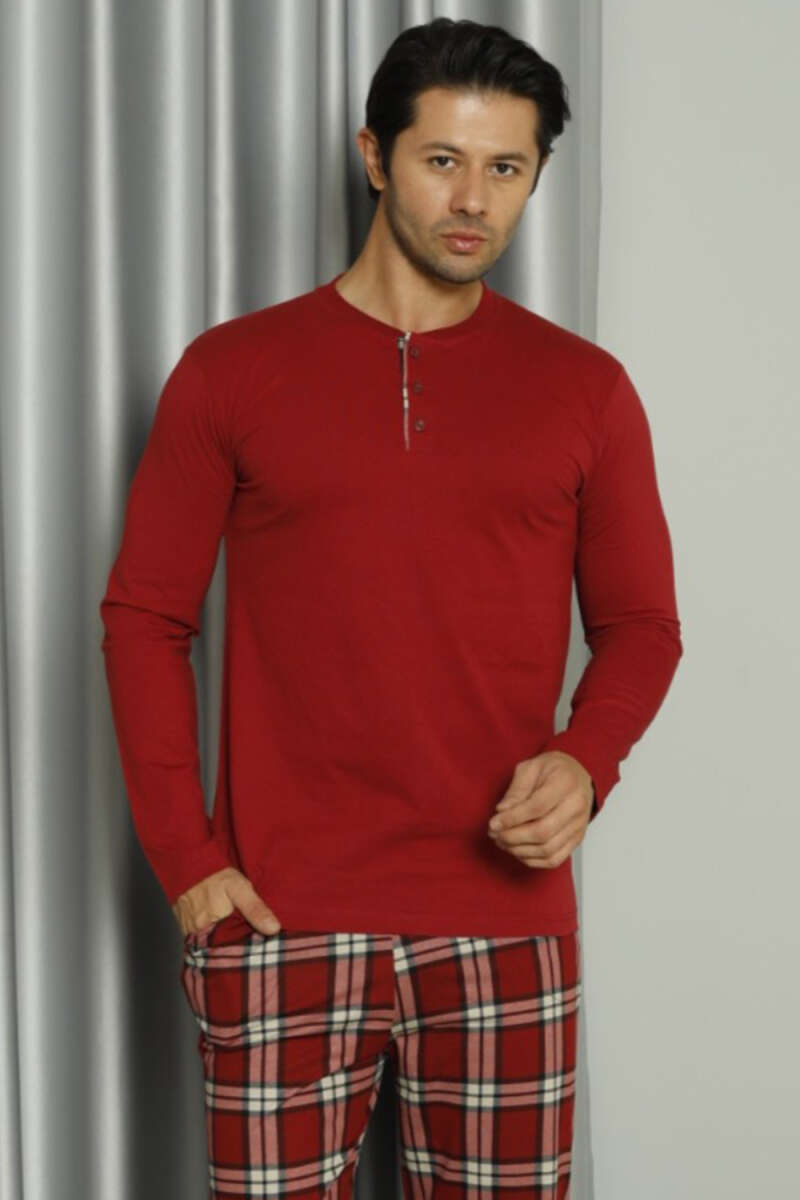 https://cdn.pazarium.com.tr/uc-dugmeli-ekoseli-erkek-pijama-takimi-bordo-731963-17-B.jpg