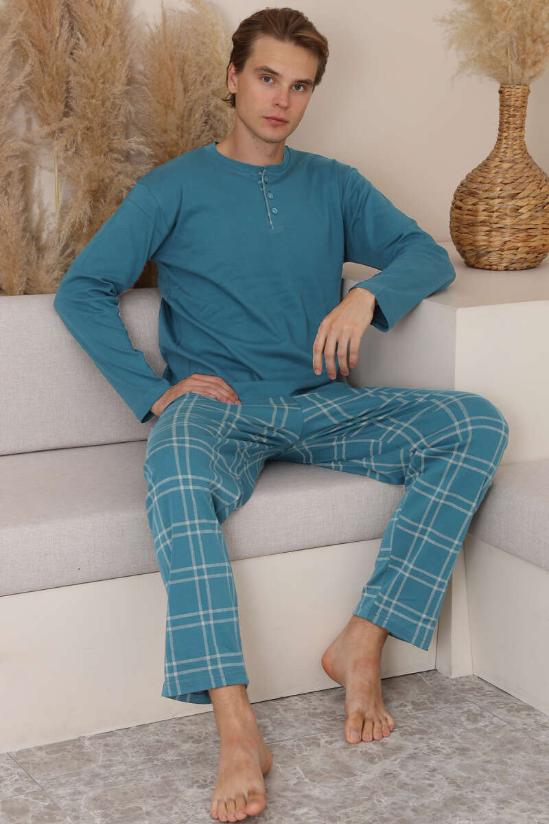https://cdn.pazarium.com.tr/uc-dugmeli-ekoseli-erkek-pijama-takimi-mavi-731954-17-B.jpg