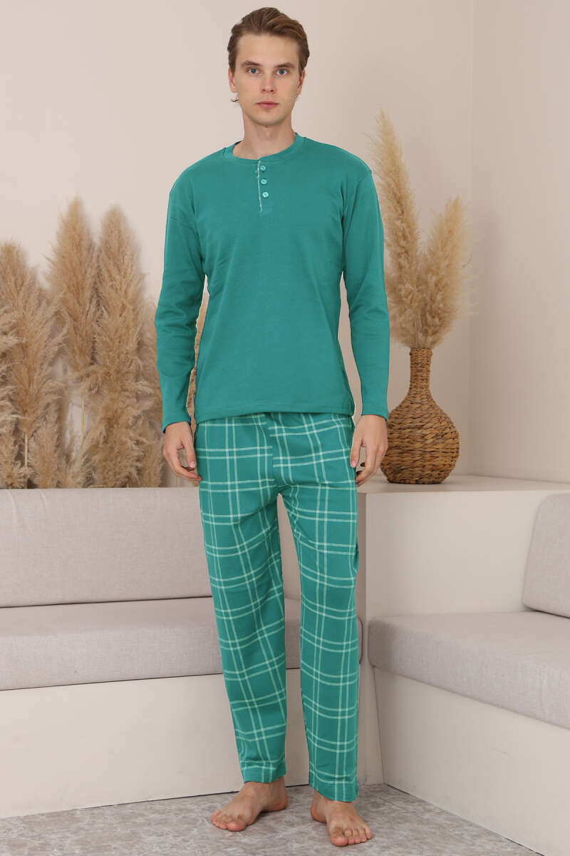 https://cdn.pazarium.com.tr/uc-dugmeli-ekoseli-erkek-pijama-takimi-mint-731950-17-B.jpg