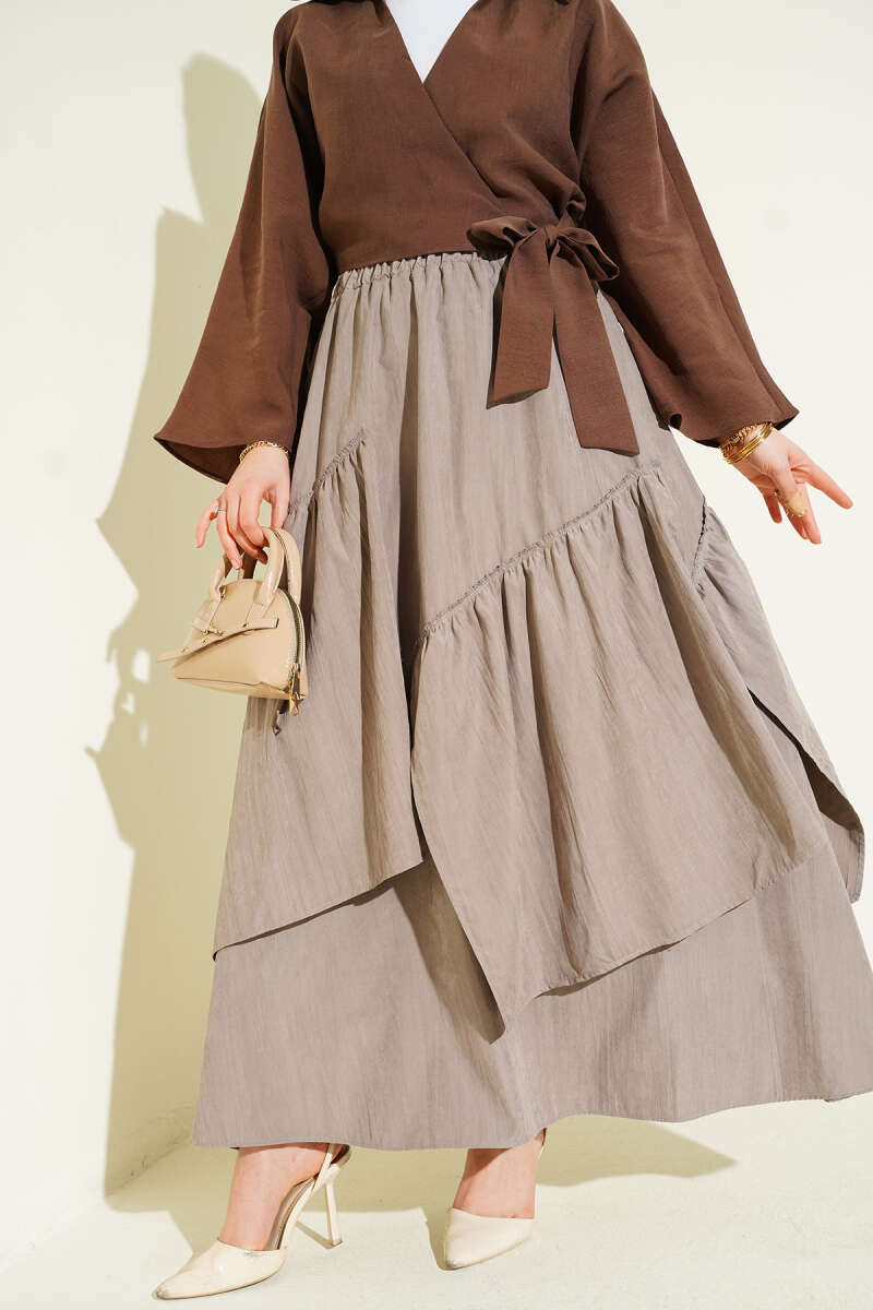 Üç Fırfırlı Etek