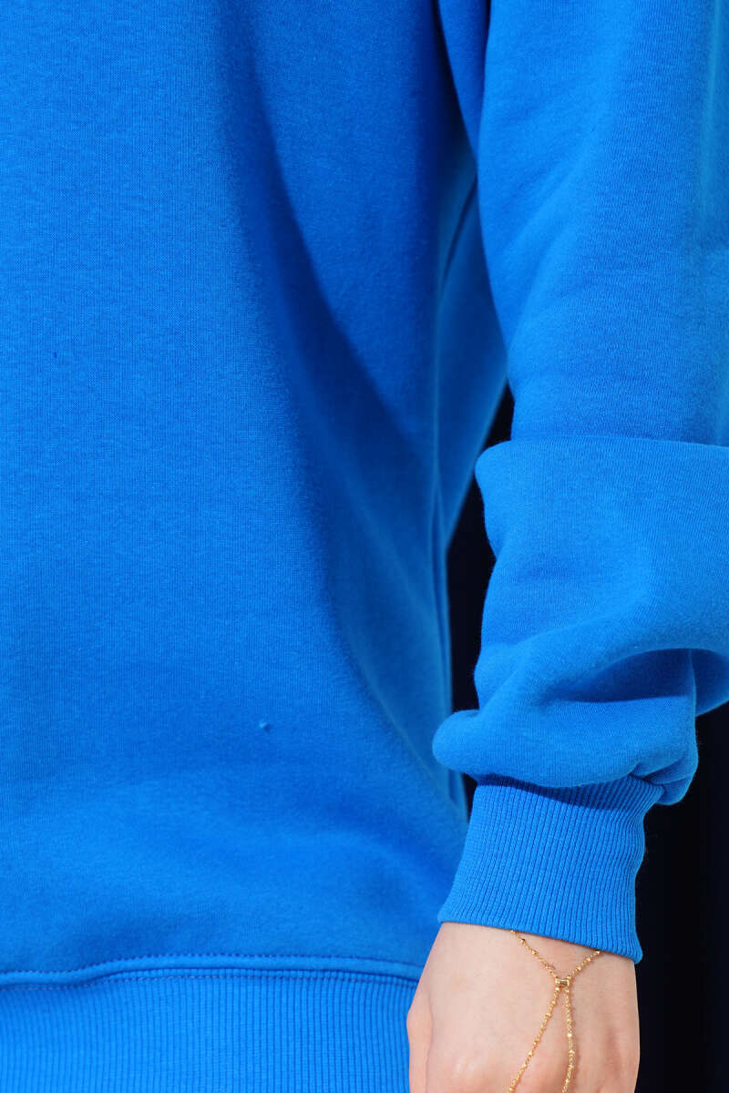 https://cdn.pazarium.com.tr/uc-iplik-basic-sweatshirt-mavi-567003-13-B.jpg