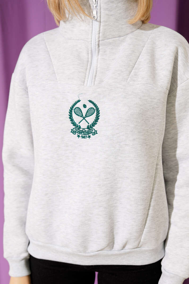 Üç İplik Dik Yaka Sweatshirt