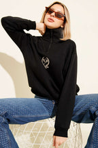 Üç İplik Dik Yaka Sweatshirt