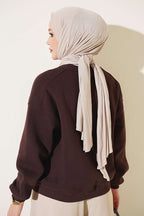 https://cdn.pazarium.com.tr/uc-iplik-sardonlu-sweatshirt-kahve-835158-20-B.jpg