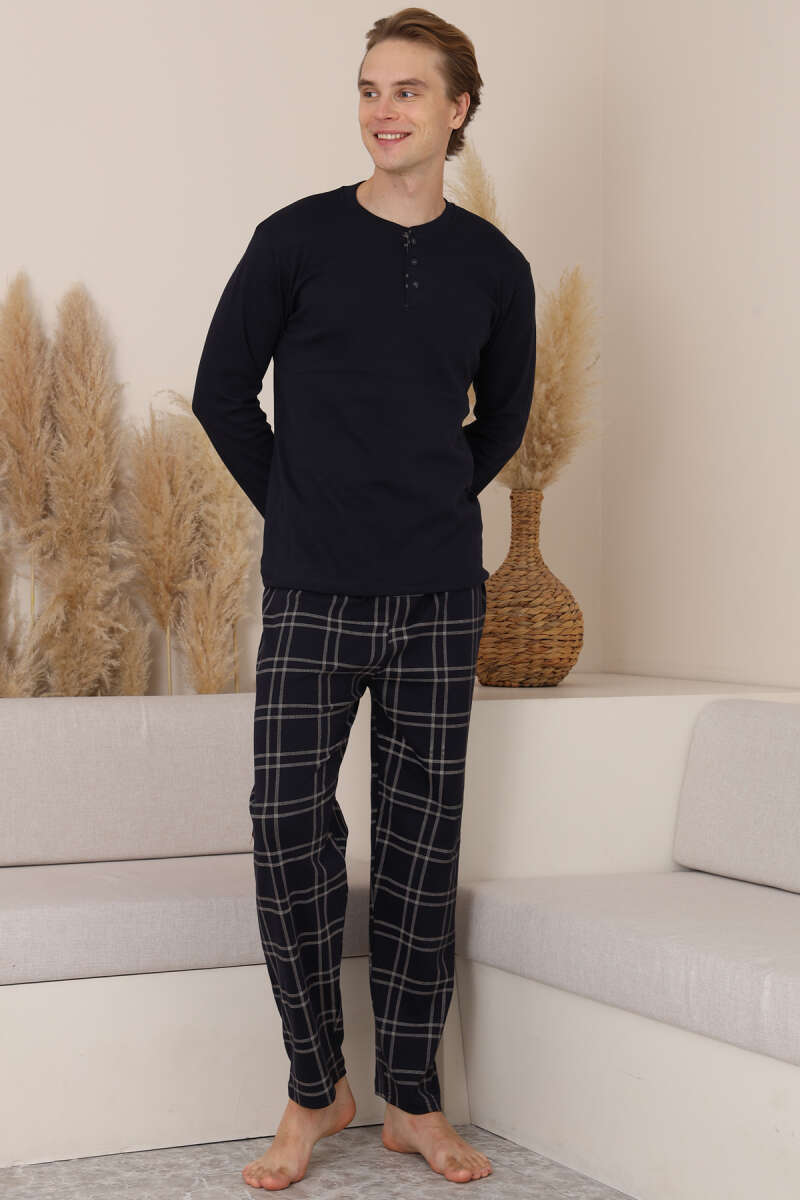 https://cdn.pazarium.com.tr/uzun-kol-ekoseli-erkek-pijama-takimi-lacivert-731940-17-B.jpg