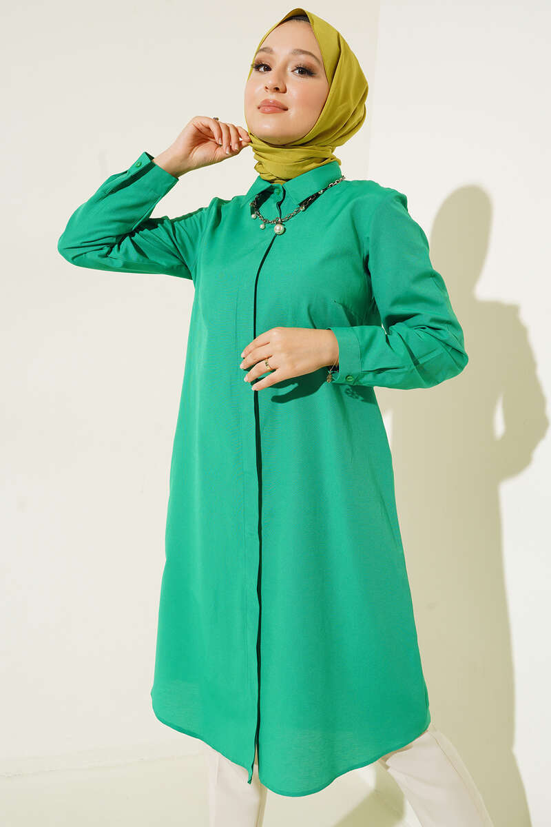 https://cdn.pazarium.com.tr/uzun-model-klasik-yaka-zumrut-yesili-tunik-411747-95-B.jpg
