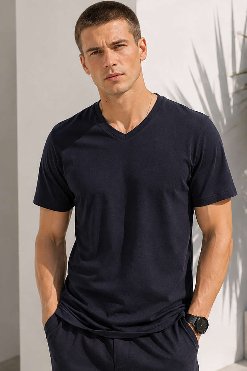 https://cdn.pazarium.com.tr/v-yaka-basic-erkek-t-shirt-lacivert-780231-19-B.jpg
