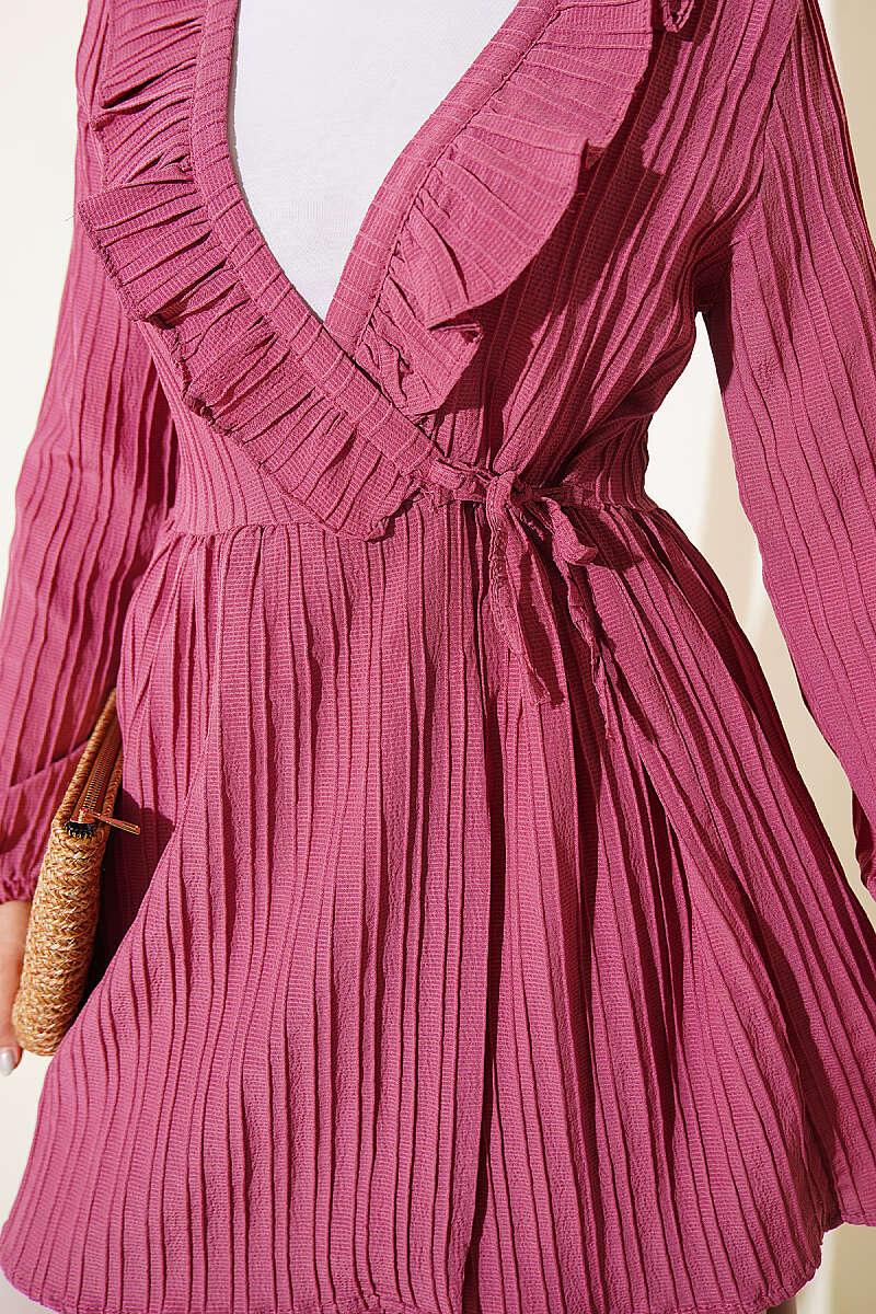 https://cdn.pazarium.com.tr/v-yaka-firfir-detayli-kimono-gul-kurusu-812538-20-B.jpg