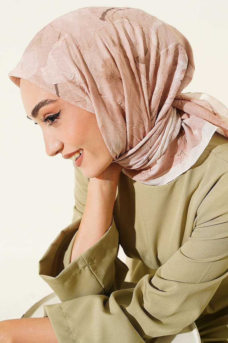 https://cdn.pazarium.com.tr/verona-desenli-bambu-kras-esarp-sampanya-818065-20-B.jpg