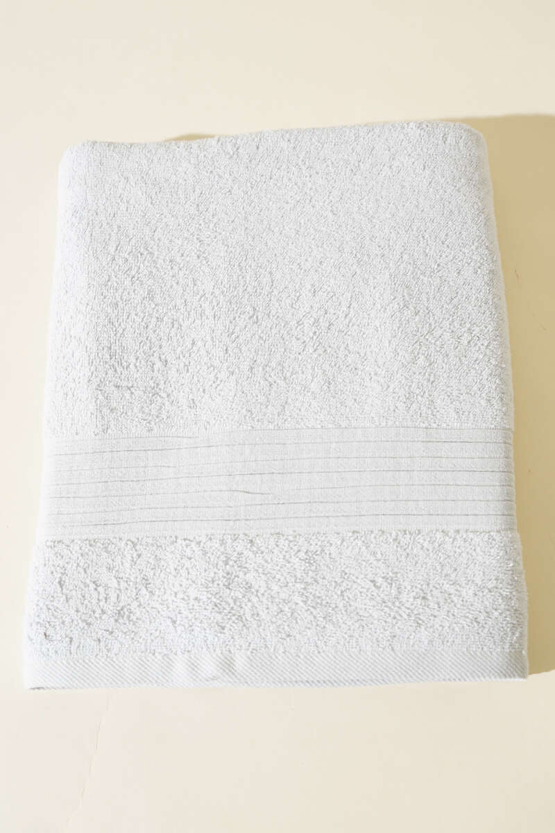 https://cdn.pazarium.com.tr/vina-banyo-havlusu-gri-583950-13-B.jpg