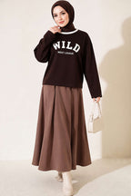 https://cdn.pazarium.com.tr/wild-baskili-sweatshirt-aci-kahve-841004-20-B.jpg