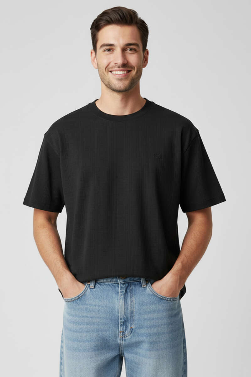 Yaka Armalı Labirent Desen Erkek T-shirt Siyah