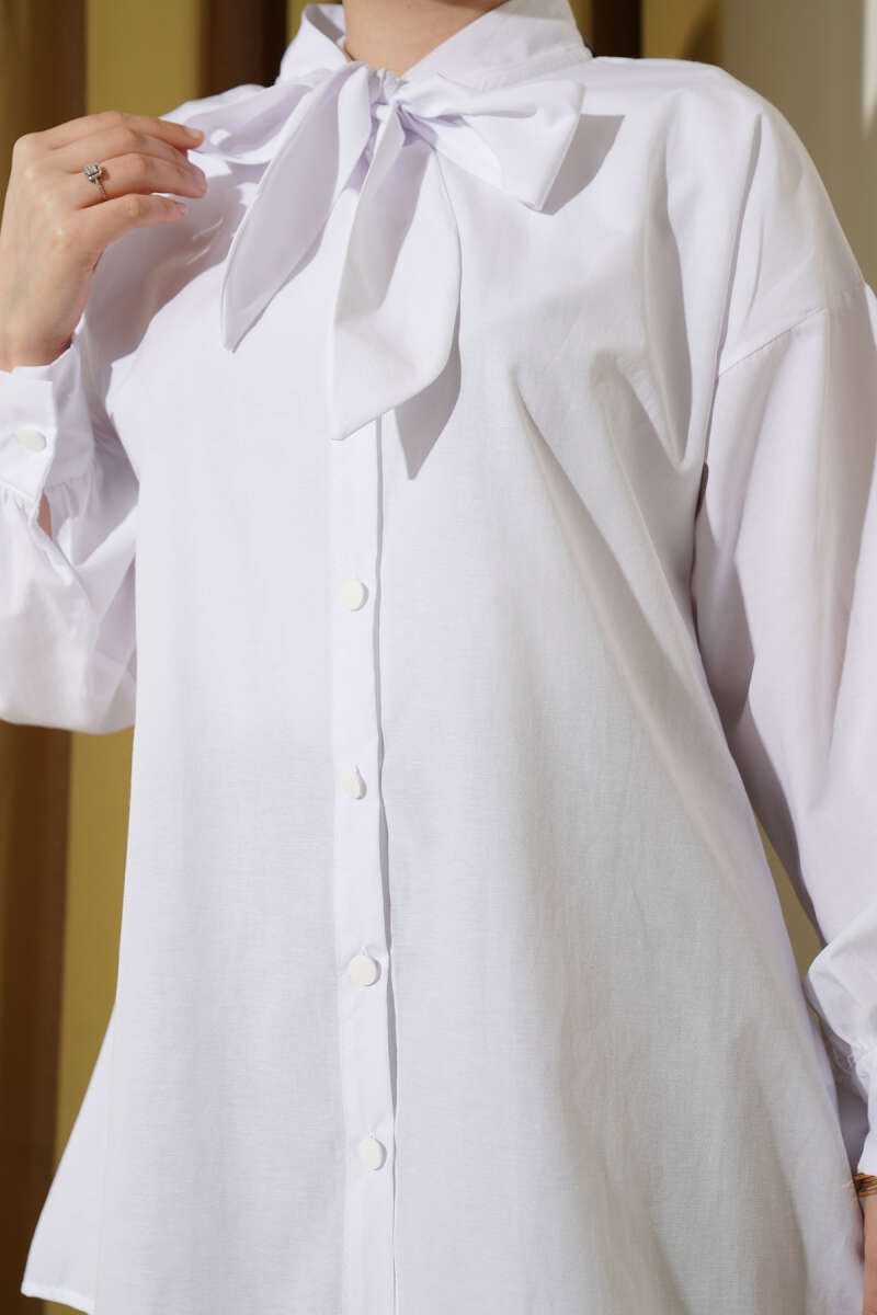 Yaka Bağlama Detaylı Gömlek