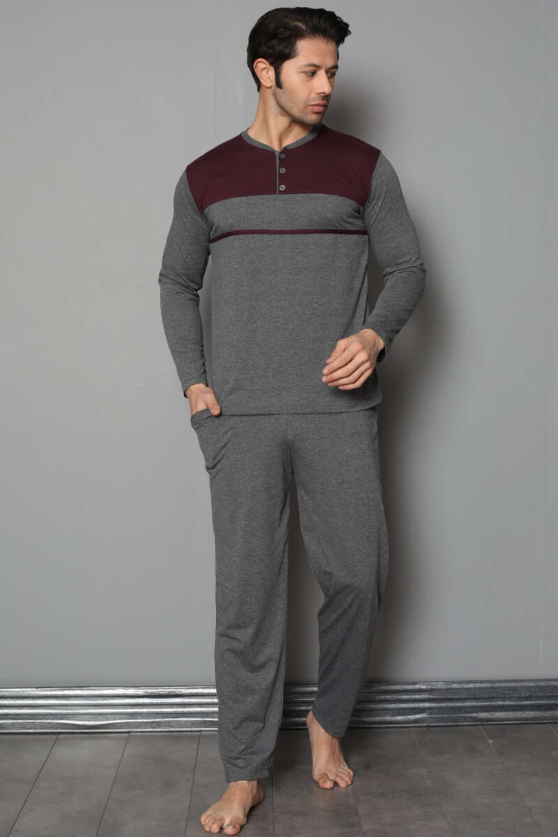 https://cdn.pazarium.com.tr/yaka-dugmeli-cift-renk-erkek-pijama-takimi-fume-bordo-583305-13-B.jpg
