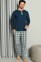 https://cdn.pazarium.com.tr/yaka-dugmeli-ekoseli-erkek-pijama-takimi-indigo-582579-13-B.jpg