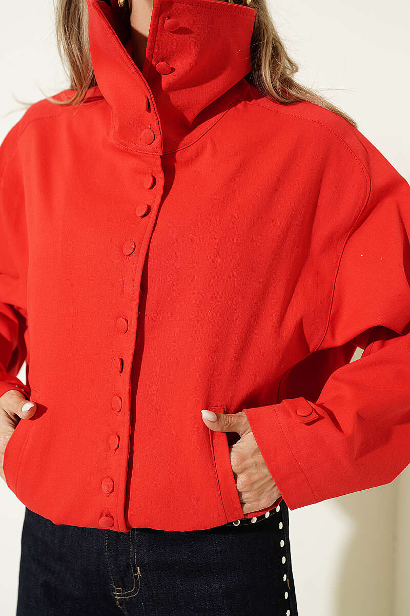 https://cdn.pazarium.com.tr/yaka-dugmeli-oversize-ceket-kirmizi-821995-20-B.jpg