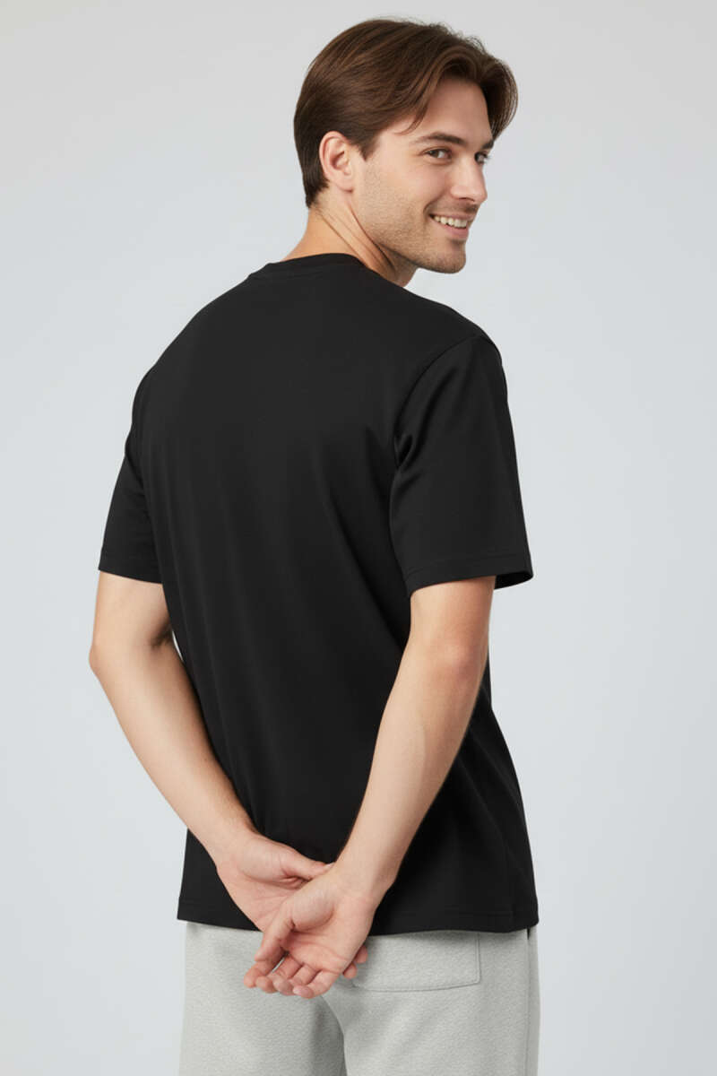 Yaka Enjeksiyon Baskılı Erkek T-shirt Siyah
