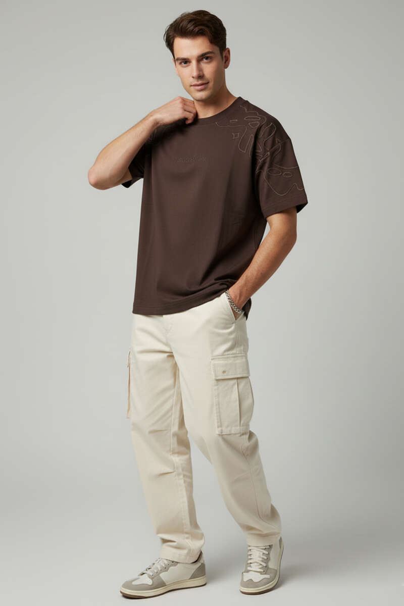 Yaka Kol Nakışlı Oversize Erkek T-shirt Acı Kahve