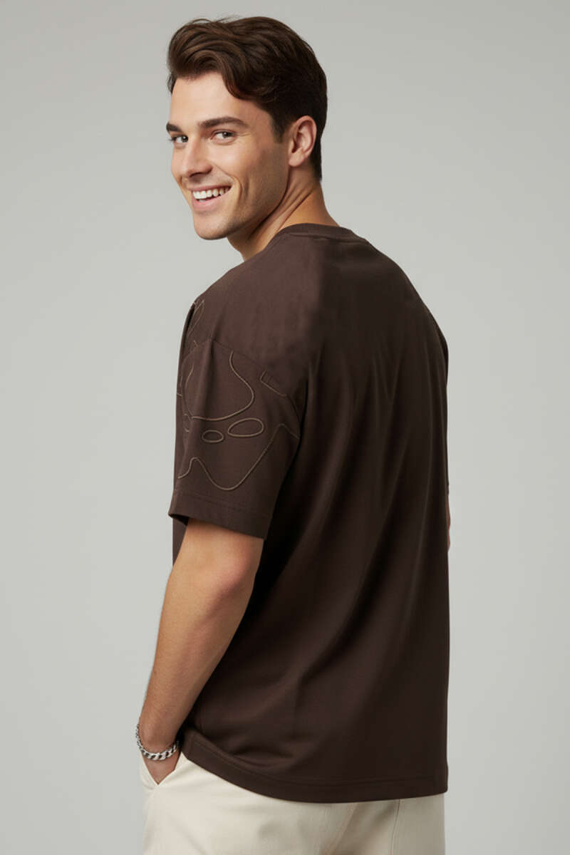 Yaka Kol Nakışlı Oversize Erkek T-shirt Acı Kahve