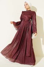 https://cdn.pazarium.com.tr/yaka-tas-islemeli-sifon-elbise-bordo-806573-19-B.jpg