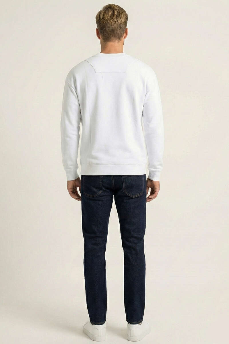 Yaka Yazılı Erkek Sweatshirt