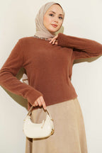 Bearded Sweater with Stone Collar