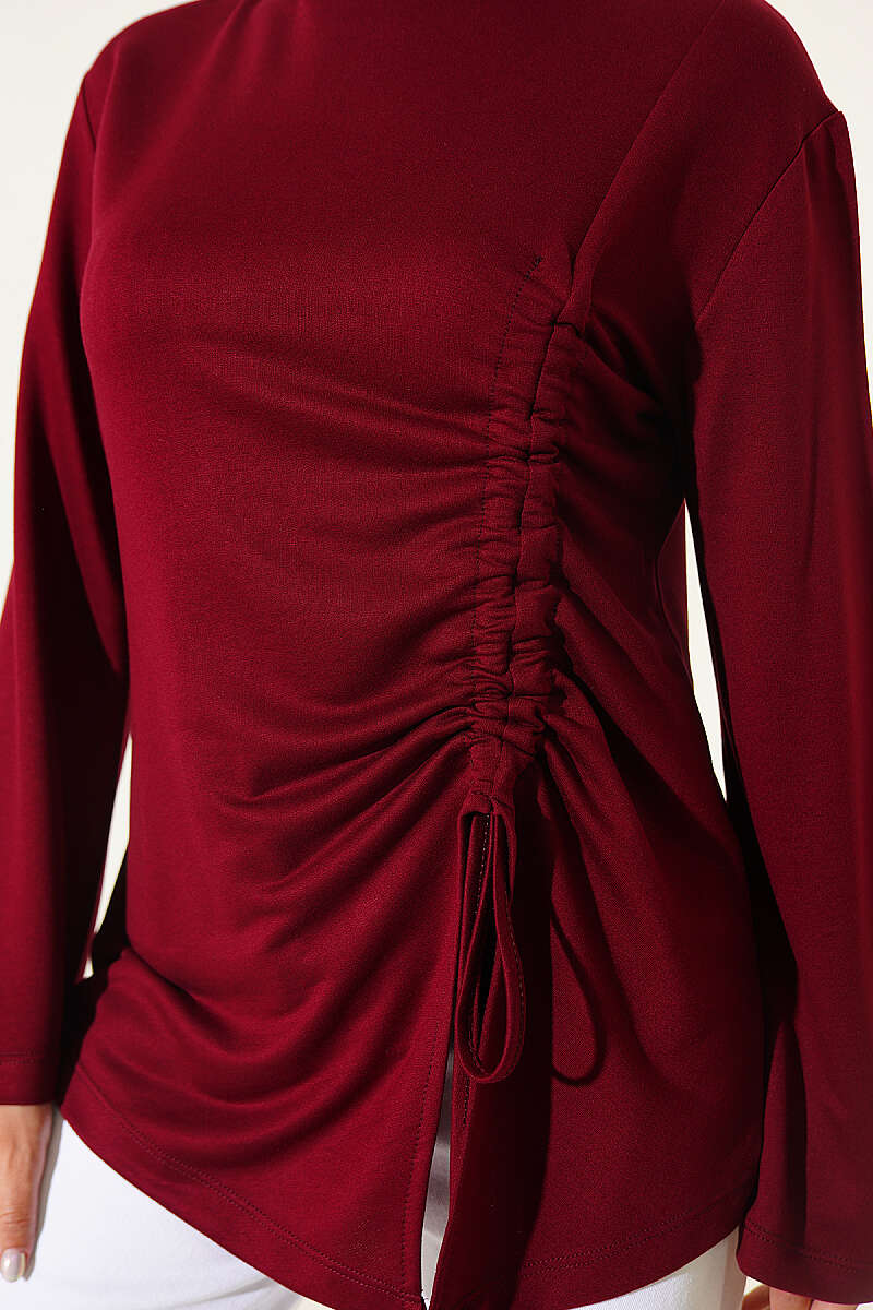 https://cdn.pazarium.com.tr/yan-ip-buzgulu-tunik-bordo-812350-20-B.jpg