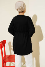 https://cdn.pazarium.com.tr/yan-yirtmacli-duble-kol-tunik-siyah-688107-16-B.jpg