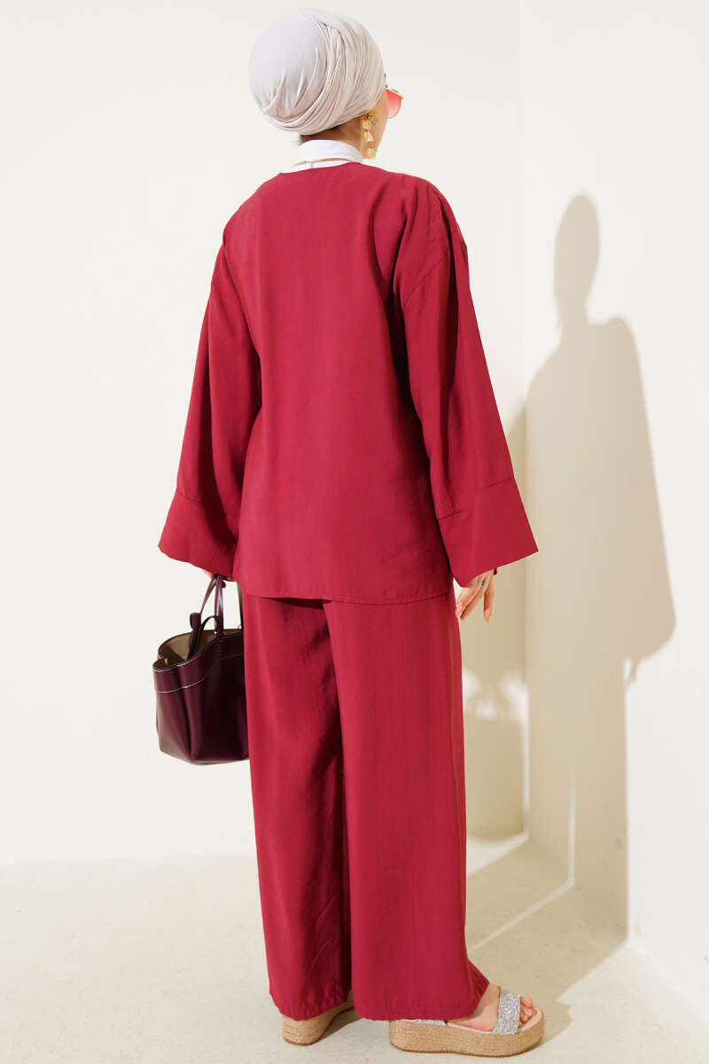 https://cdn.pazarium.com.tr/yandan-ip-bagcikli-kimono-ikili-takim-bordo-623229-14-B.jpg