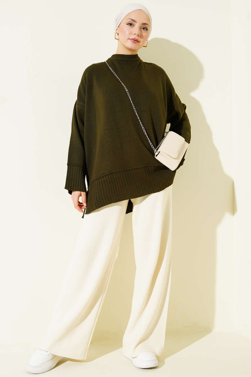 Yanı Yırtmaçlı Oversize Triko Tunik