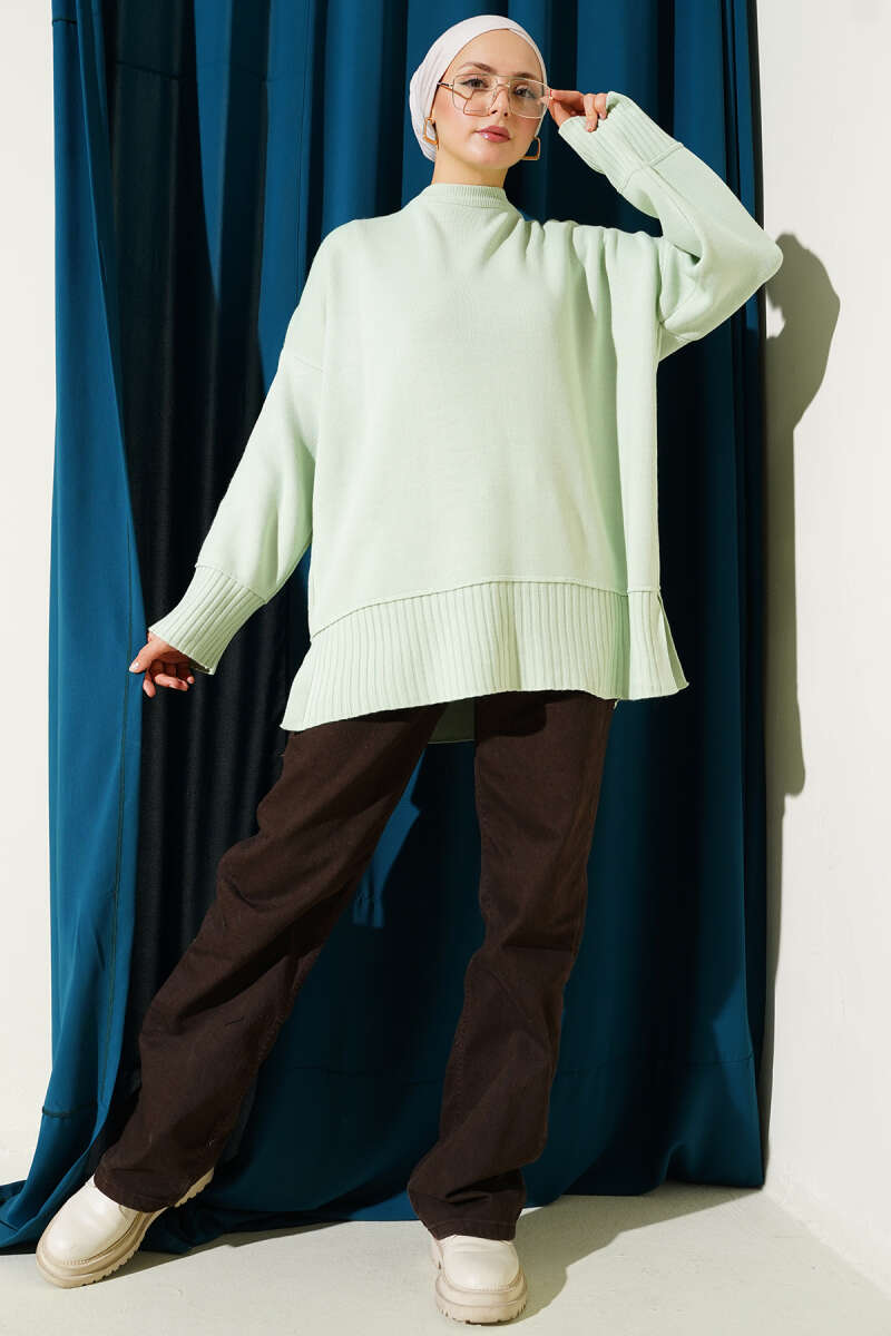 Yanı Yırtmaçlı Oversize Triko Tunik