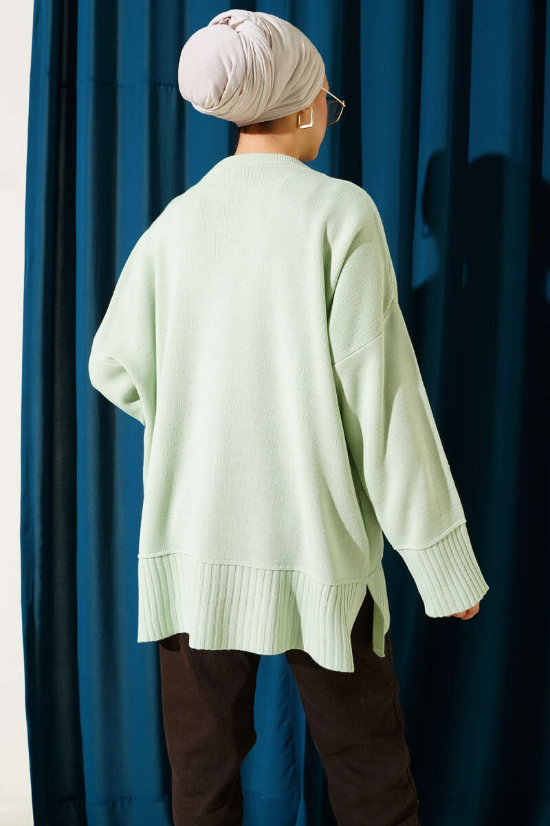 Yanı Yırtmaçlı Oversize Triko Tunik