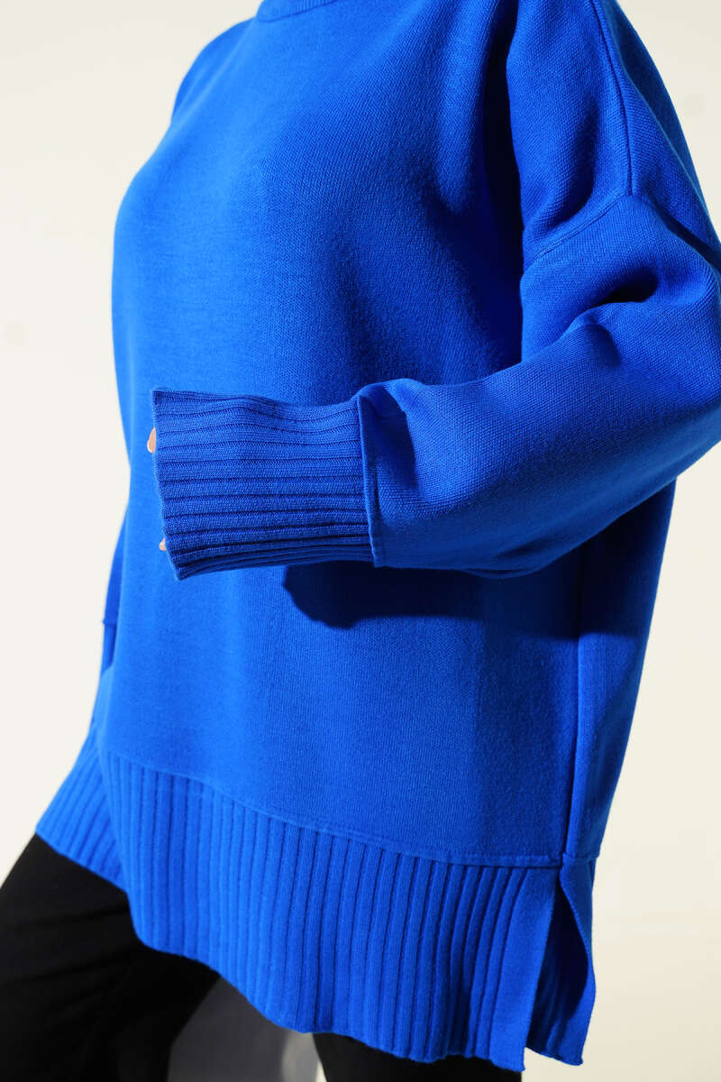 Yanı Yırtmaçlı Oversize Triko Tunik