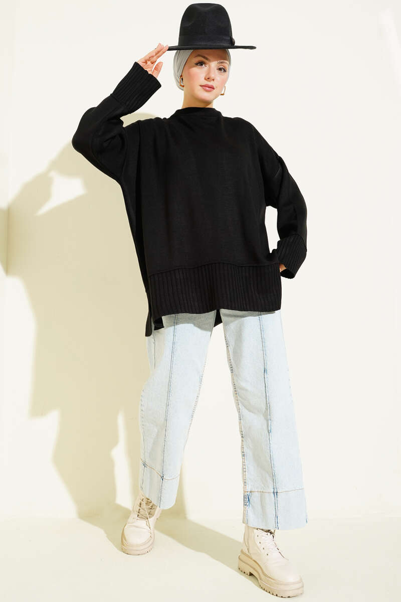 Yanı Yırtmaçlı Oversize Triko Tunik