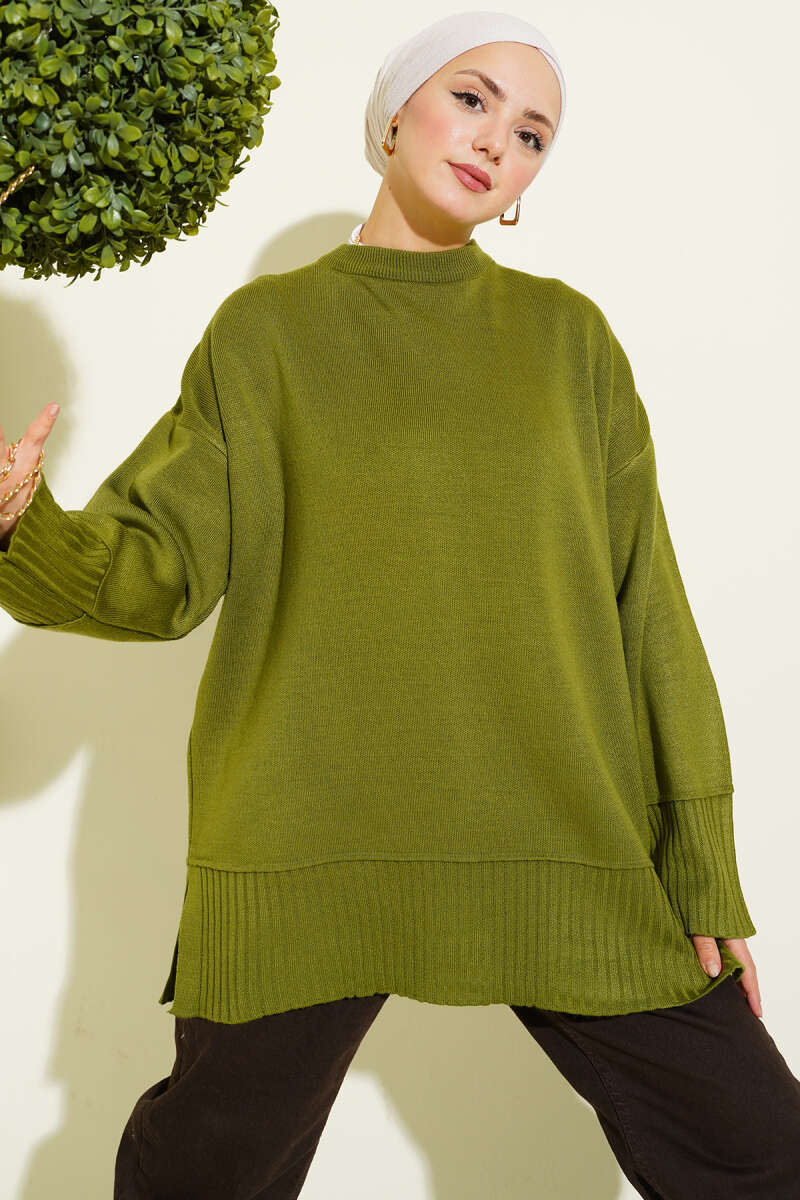 Yanı Yırtmaçlı Oversize Triko Tunik Yağ Yeşili